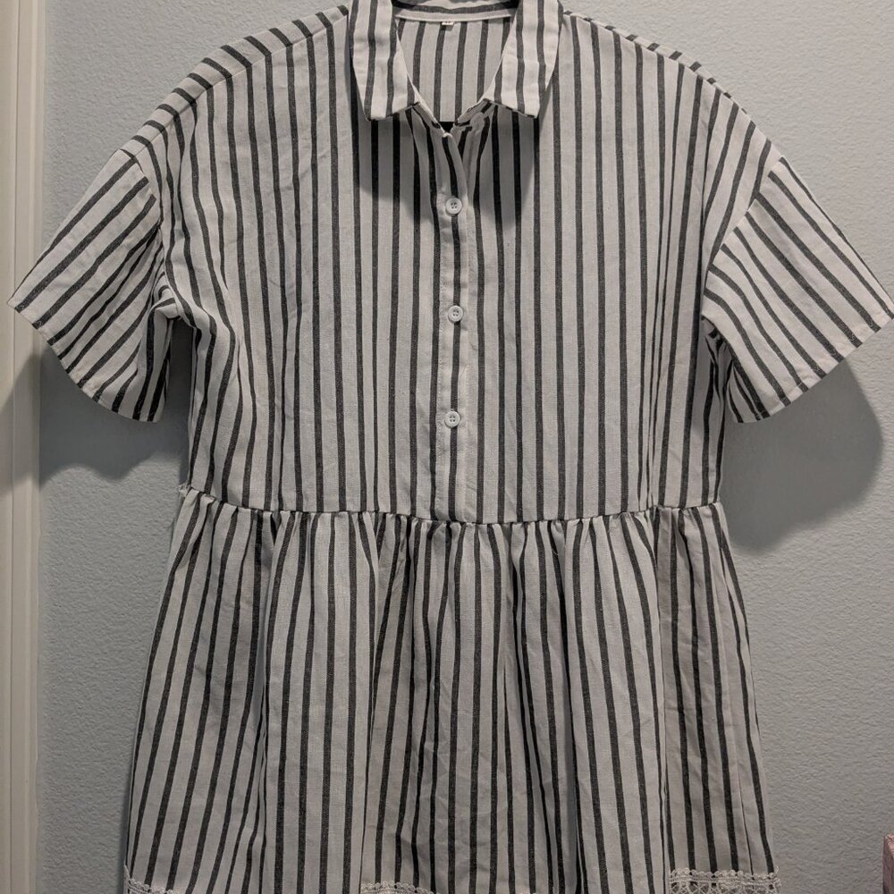 NWOT - Artist Reimagined Tunic - Shabby Chic/Cottage - Medium